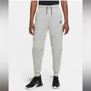 Nike Joggers - Large Tall